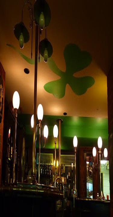 Larrys Irish Pub